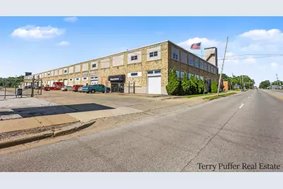 143 W Sherman Boulevard #Unit 4, Muskegon, MI 49444 - Photo 2