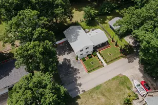 6834 Cherry St, Coloma, MI 49038 - Photo 34