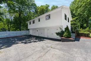 6834 Cherry St, Coloma, MI 49038 - Photo 28