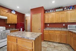 1672 120th Ave, Allegan, MI 49010 - Photo 6