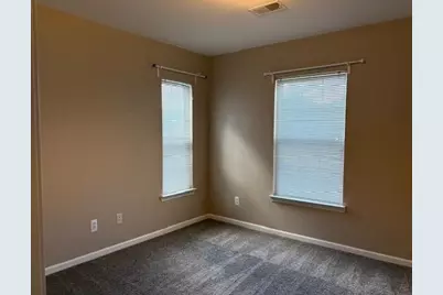 2692 S Knightsbridge Circle, Ann Arbor, MI 48105 - Photo 14