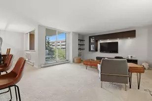 1050 Wall St, Ann Arbor, MI 48105 - Photo 8