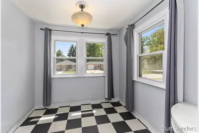 563 Ferris Street NW, Grand Rapids, MI 49544 - Photo 6