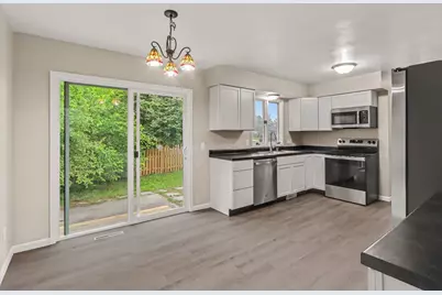 6083 Woodlea Drive, Kalamazoo, MI 49048 - Photo 10