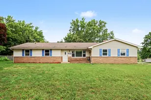 6083 Woodlea Dr, Kalamazoo, MI 49048 - Photo 2