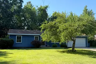 16613 Hemlock Dr., Spring Lake, MI 49456 - Photo 2
