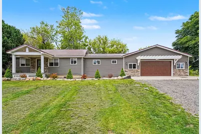 6129 Old State Road, North Branch, MI 48461 - Photo 2