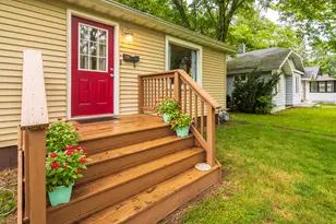 1148 Lavette Ave, Benton Harbor, MI 49022 - Photo 2