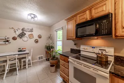 1148 Lavette Avenue, Benton Harbor, MI 49022 - Photo 20