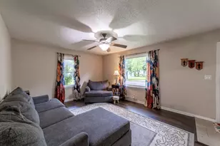 1148 Lavette Ave, Benton Harbor, MI 49022 - Photo 6
