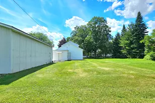 207 S Company St, White Pigeon, MI 49099 - Photo 8