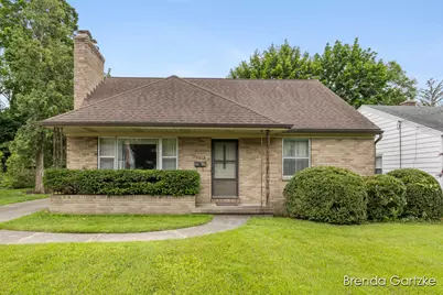 1012 Northlawn Street NE, Grand Rapids, MI 49505 - Photo 2