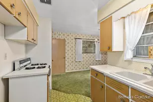 1012 Northlawn St NE, Grand Rapids, MI 49505 - Photo 10