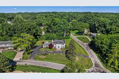 5054 Kings Gate Way, Bloomfield Hills, MI 48302 - Photo 2