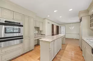 5054 Kings Gate Way, Bloomfield Hills, MI 48302 - Photo 6