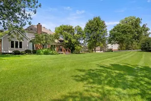 6568 Crabapple Dr, Troy, MI 48098 - Photo 8