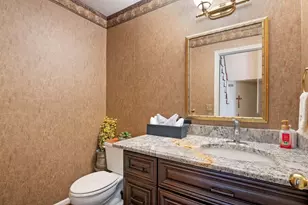 6568 Crabapple Dr, Troy, MI 48098 - Photo 22