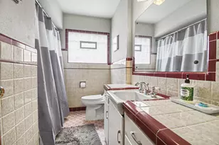 136 Westmont Dr NW, Grand Rapids, MI 49504 - Photo 14