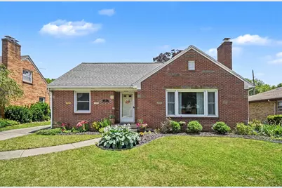 136 Westmont Drive NW, Grand Rapids, MI 49504 - Photo 1