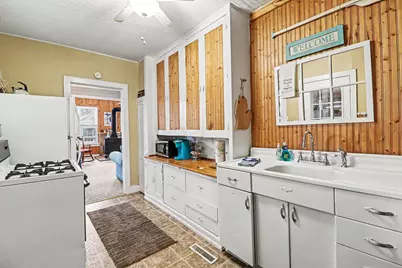 3802 N Lakeshore Drive, Ludington, MI 49431 - Photo 10