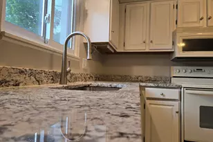 1512 Normandy Ct, Royal Oak, MI 48073 - Photo 14