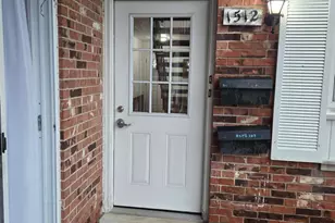 1512 Normandy Ct, Royal Oak, MI 48073 - Photo 2