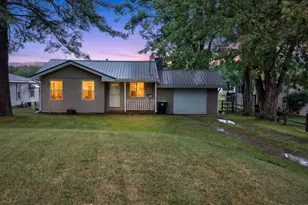 1043 Mckimmy Dr, Beaverton, MI 48612 - Photo 2