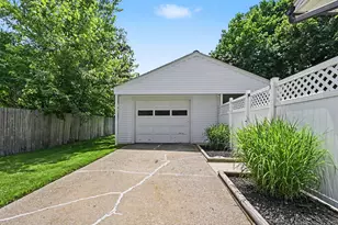 1415 Franklin St, Haslett, MI 48840 - Photo 18