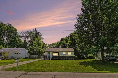 1415 Franklin Street, Haslett, MI 48840 - Photo 2