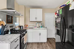 31 E Kingman Ave E, Battle Creek, MI 49014 - Photo 6