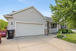 2896 Barcroft Dr SW, Wyoming, MI 49418 - Photo 2