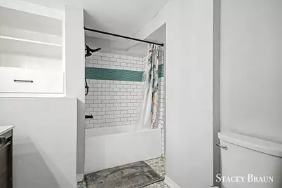 1009 Courtney Street NW, Grand Rapids, MI 49504 - Photo 18