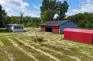 9500 N Meridian Rd, Pleasant Lake, MI 49272 - Photo 2