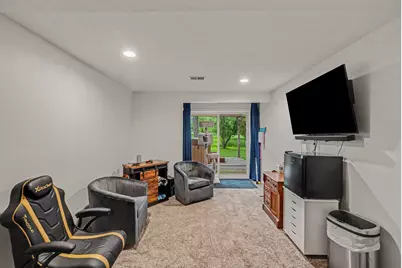 412 W Church Avenue, Reed City, MI 49677 - Photo 10