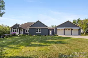 884 Stoney Hill Ct, Wayland, MI 49348 - Photo 1