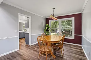 10162 Lloy St, Portage, MI 49024 - Photo 8