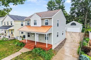 2123 Lakeshore Dr, Muskegon, MI 49441 - Photo 48