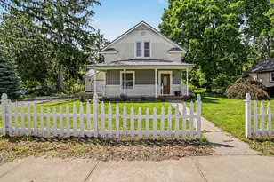 206 E Broadway St, Scottville, MI 49454 - Photo 4