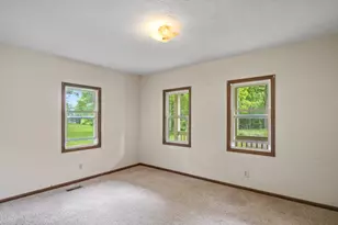 172 Bridge St, Newaygo, MI 49337 - Photo 14
