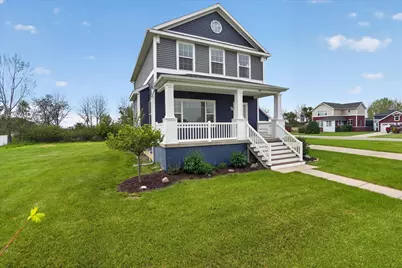 447 Oakwood Drive, Charlotte, MI 48813 - Photo 2