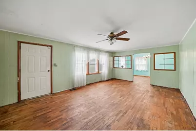 2356 E Napier Avenue, Benton Harbor, MI 49022 - Photo 4