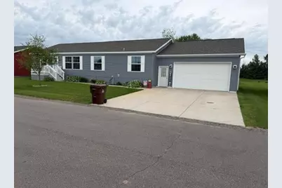 3688 Hollyfield Drive, Cedar Springs, MI 49319 - Photo 2