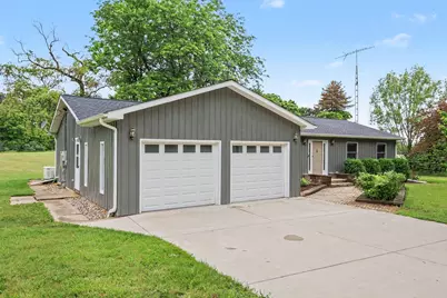 10691 Roepke Road, Chelsea, MI 48118 - Photo 2
