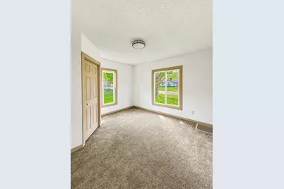 21 E Willard Avenue E, Battle Creek, MI 49037 - Photo 16