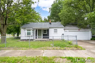1030 Calvin Ave, Muskegon, MI 49442 - Photo 1