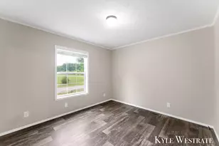 704 Chestnut, Howard City, MI 49329 - Photo 22