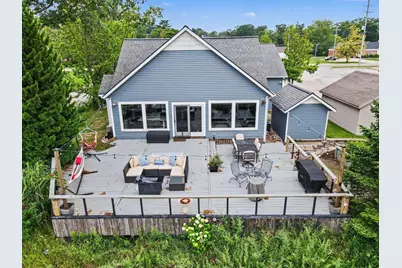 1102 Central Avenue, Muskegon, MI 49445 - Photo 1