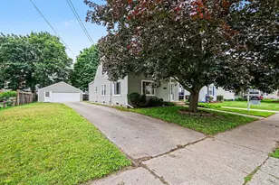 1930 Galewood Ave SW, Wyoming, MI 49509 - Photo 2