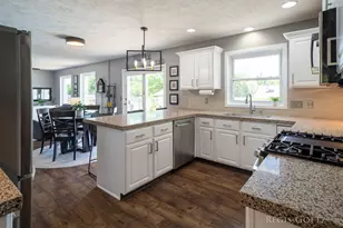 5459 Stowehill Dr SE, Kentwood, MI 49508 - Photo 18