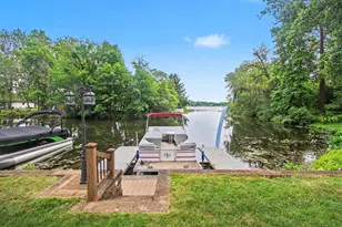46896 Meadow Ln, Decatur, MI 49045 - Photo 6